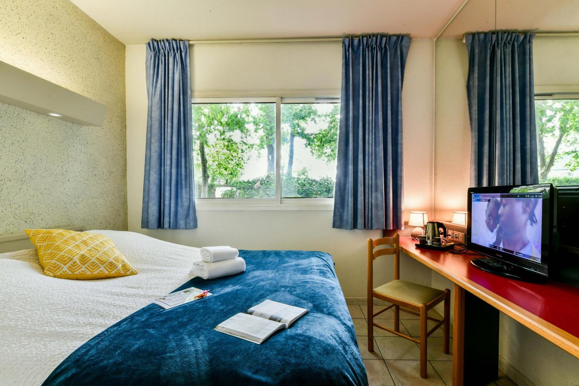 Logis Hotel & Restaurant Ludik Bergerac Zewnętrze zdjęcie